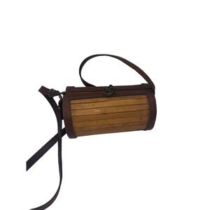 VTG RARE  Round Wooden Purse Bags By Sun And Sand 1988